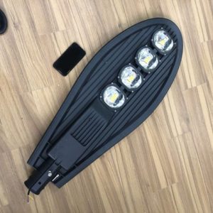Đèn đường Led hình chiếc lá 200w - MSP: QD-DD200 1 den duong led 200w ma san pham zlx200 zalaa hinh chiec la bao hanh 2 nam 1