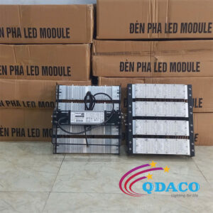 Dèn pha Module chống chói lóa sân tennis Philips Mã Sản Phẩm QDFL 200PL công suất 200w 4