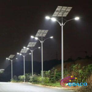 Dèn Dường LED Năng Lượng Mặt Trời Song Song Lưới Diện Quốc Gia Công Suất 70W QDSL SPC 70W