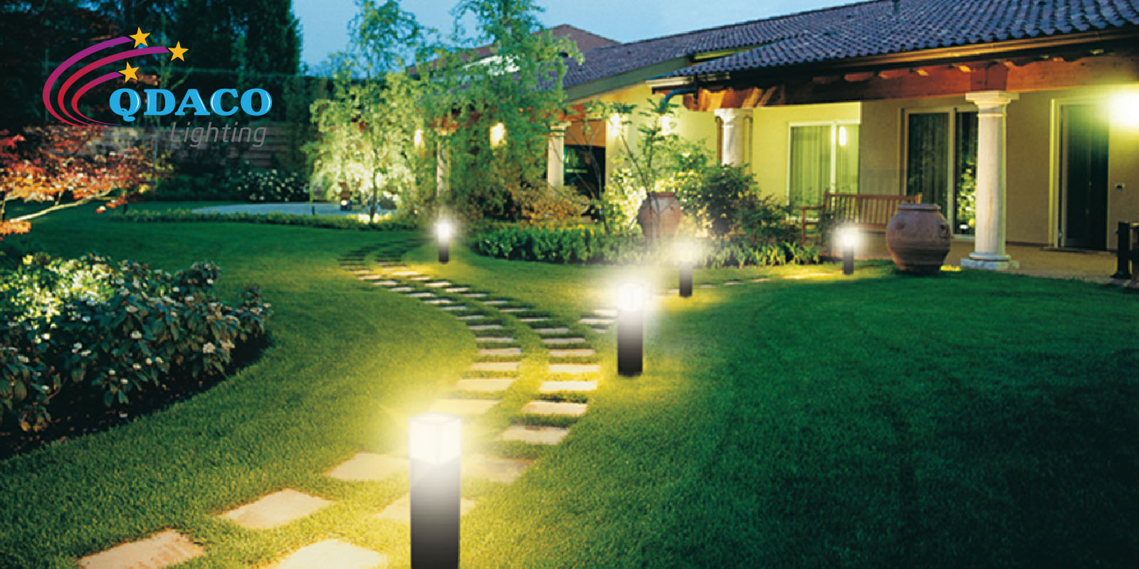 Đèn Chiếu Sáng Ngoài Trời: Giải Pháp Hoàn Hảo Cho Sân Vườn Và Ban Công