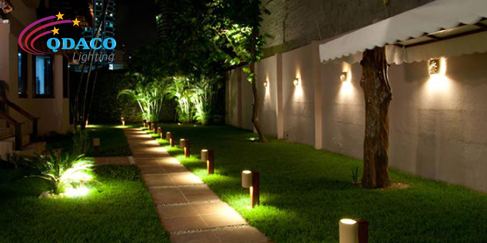 Đèn Chiếu Sáng Ngoài Trời: Giải Pháp Hoàn Hảo Cho Sân Vườn Và Ban Công