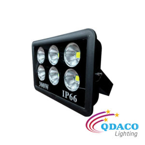 Dèn Pha LED 300w Cốc Rọi Xa QDDFR C6300 1