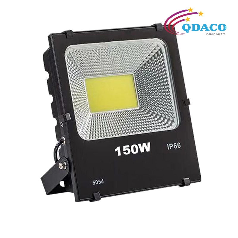 Đèn pha led 150w - SMD 2835 - Mã sản phẩm: QD-FL04-150W 4 Đèn pha led 150w - SMD 2835 - Mã sản phẩm: QD-FL04-150W