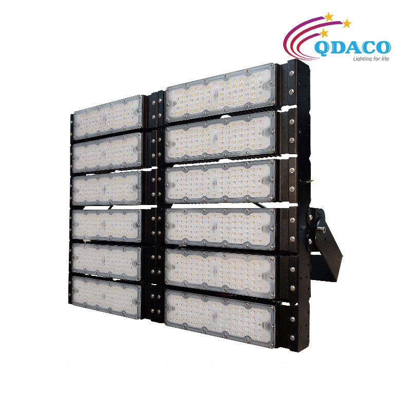 Đèn pha module 600w ( 3 nguồn 200w) – Mã sản phẩm: QD-FL06-600W 4 Đèn pha module 600w ( 3 nguồn 200w) – Mã sản phẩm: QD-FL06-600W
