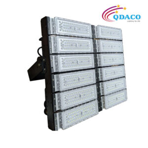 Đèn pha module 600w ( 3 nguồn 200w) – Mã sản phẩm: QD-FL06-600W 1 2 6