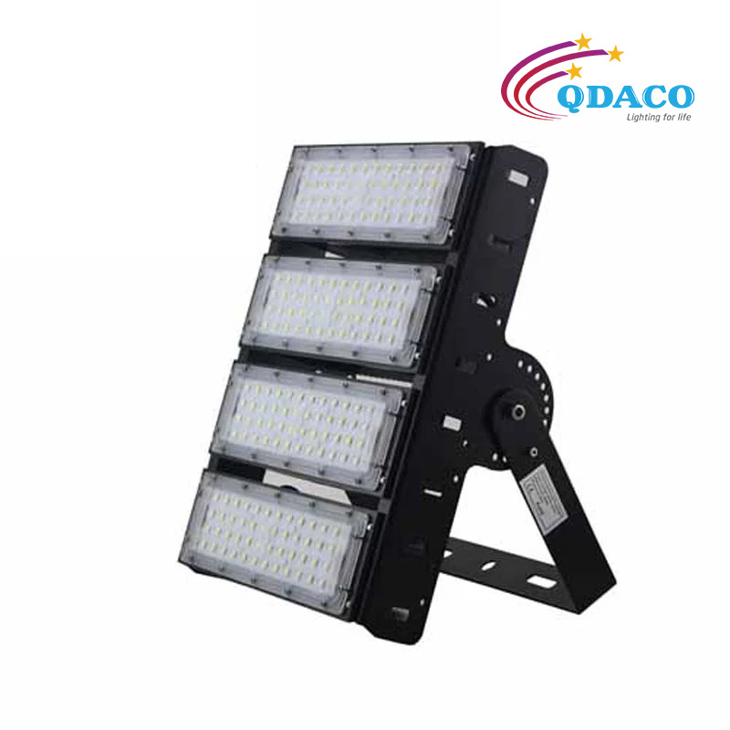 Đèn pha module 200w – Mã sản phẩm: QD-FL06-200W 4 Đèn pha module 200w – Mã sản phẩm: QD-FL06-200W