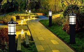 Ứng dụng đèn năng lượng mặt trời trong trang trí sân vườn, lối đi và ban công 1 Ứng dụng đèn năng lượng mặt trời trong trang trí sân vườn, lối đi và ban công