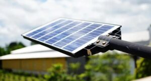 Bản sao cach nhan biet den nang luong mat troi dang sac 1