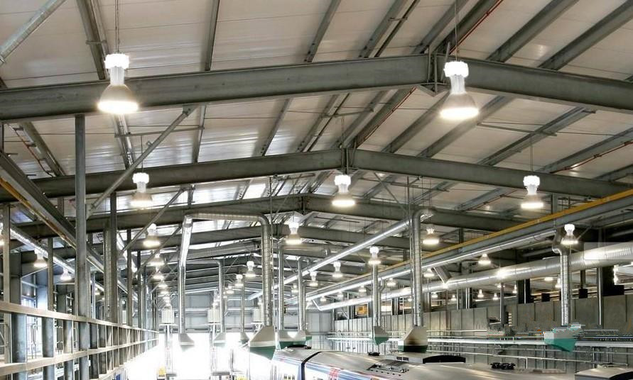 Uu diem vagrave ung dung cua degraven led highbay nhagrave xuong LOSi 2 20260413094641072